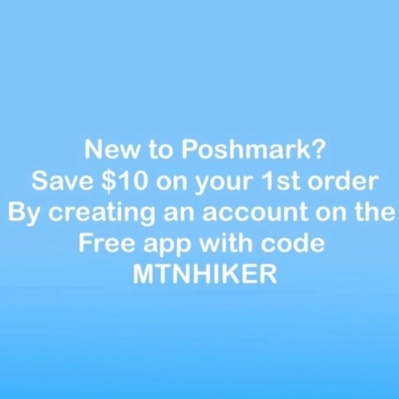 New Poshmark Plastic Cup White With Multicolor Confetti Effect New Never Used - Picture 5 of 6